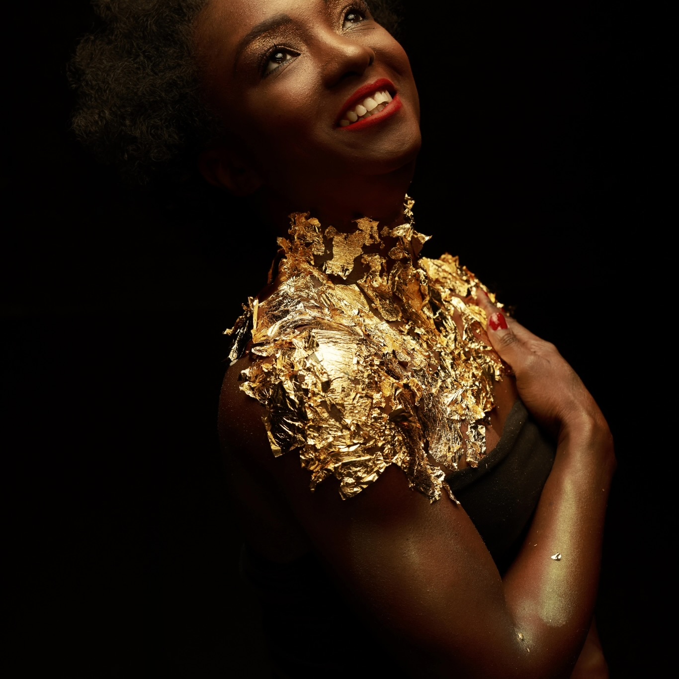 Gold beauty portrait Maimouna Coulibaly